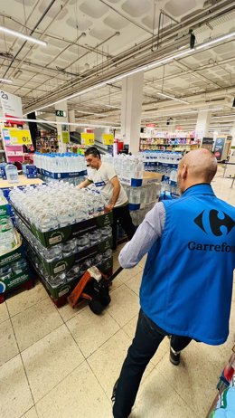 Carrefour y Cruz Roja ayudan a 855 afectados por el incendio de Tenerife durante el fin de semana