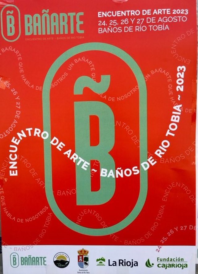 El consejero de Cultura junto a la alcaldesa de Baños y la coordinadora de Bañarte