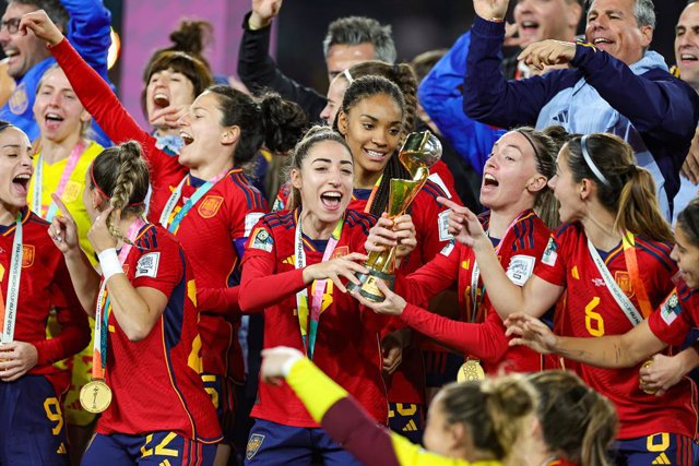 Spain celebrate winning the 2023 FIFA Women’s World Cup Final football match between Spain and England on 20 August 2023 at Stadium Australia in Sydney, Australia - Photo Nigel Keene / ProSportsImages / DPPI