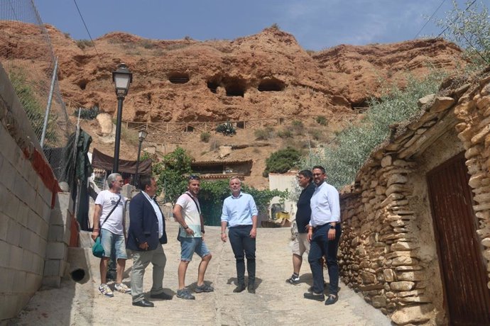 Visita de la Diputación de Granada a Beas de Guadix