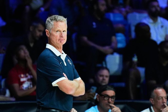 Steve Kerr, seleccionador de EEUU, durante un partido amistoso ante España.