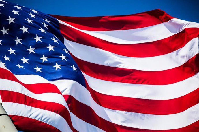 Archivo - US flag podium during the 2019 Formula E championship, at New-York city, United States, from july 12 to 14 - Photo Germain Hazard / DPPI