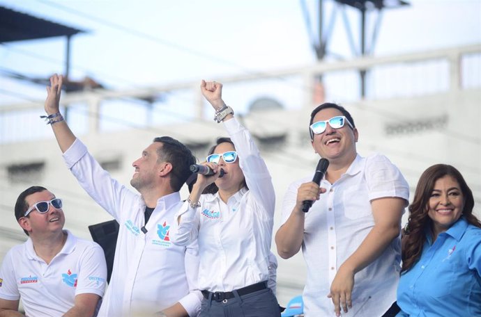 Acto de campaña de la candidata presidencial Luisa González