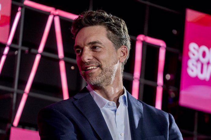 Archivo - El exjugador de baloncesto español Pau Gasol durante la inauguración de la undécima edición del South Summit Madrid 2023, en La Nave, a 7 de junio de 2023, en Madrid (España). 