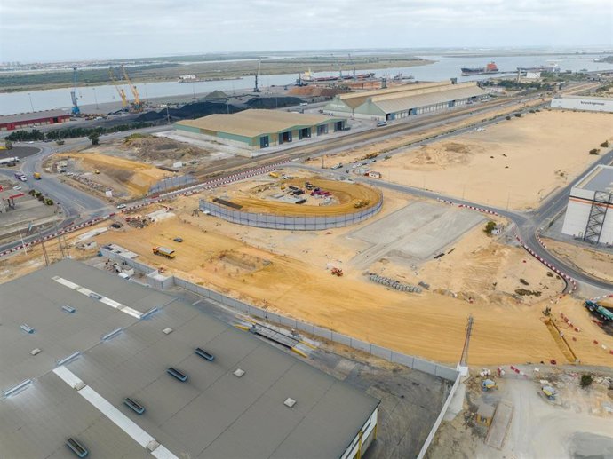 Obras de acceso único al Puerto de Huelva.
