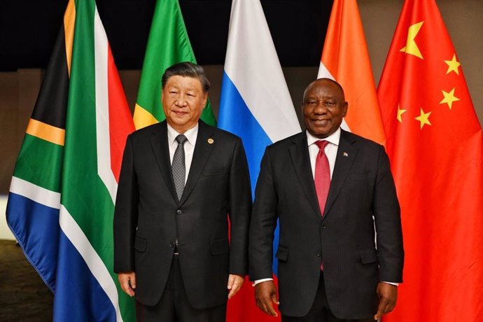 El presidente de China, Xi Jinping, y el presidente de Sudáfrica, Cyril Ramaphosa