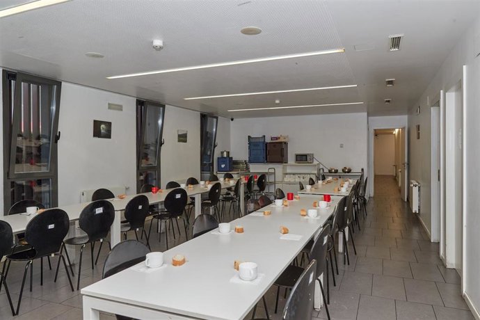 Archivo - El albergue municipal para personas sin hogar de Trinitarios tendrá menús especiales el 24 y 31 de la mano de Napardi