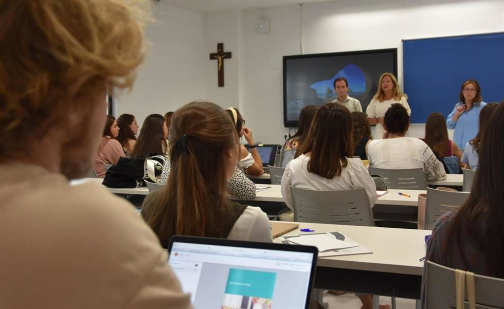 Un aula del Instituto de Posgrado CEU Andalucía.