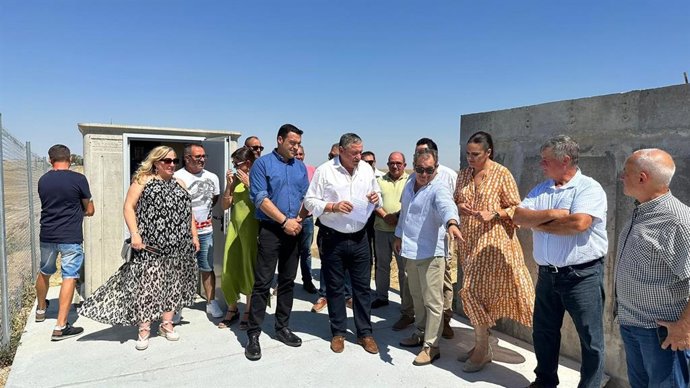 Visita al nuevo depósito de abastecimiento de agua potable del municpio zamorano de Villardondiego.