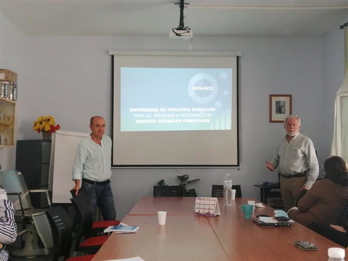 Enfermeros de prácticas del Área de Jerez atienden a más de 500 pacientes con heridas crónicas complejas