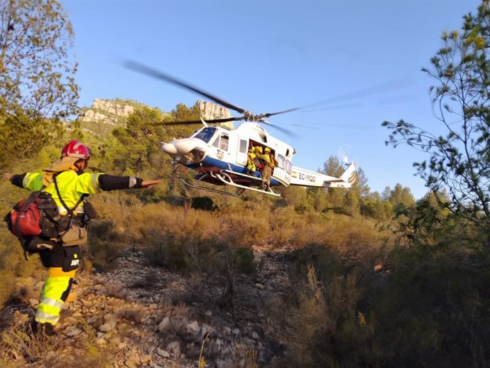 Medios movilizados al incendio forestal de Cofrentes