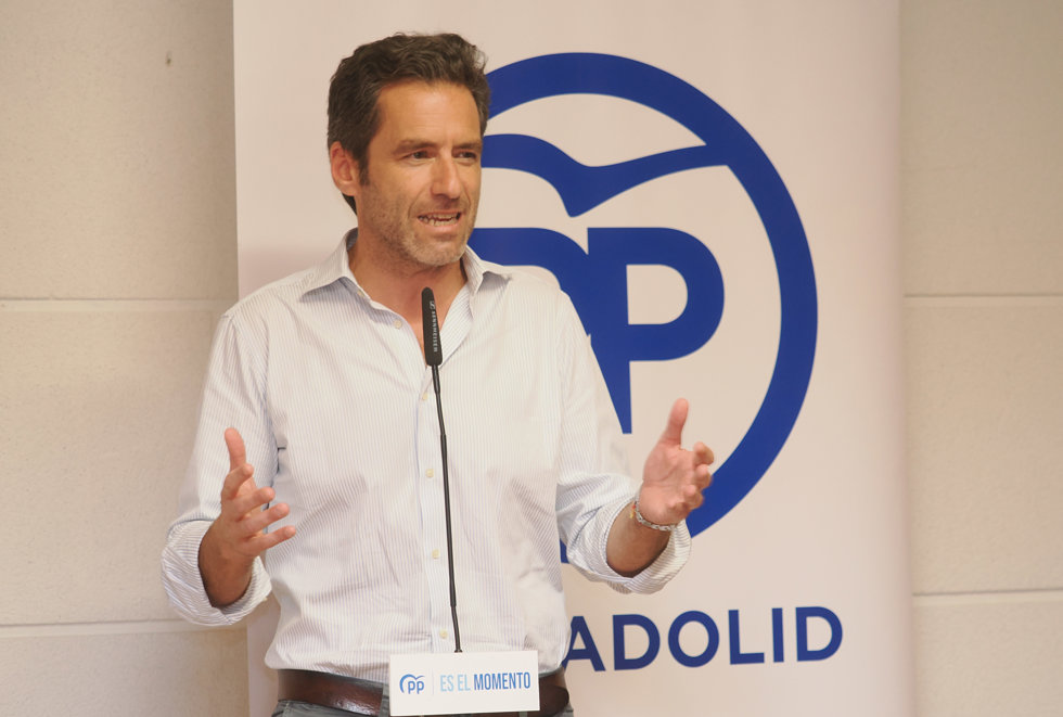 El portavoz de campaña del PP, Borja Semper, durante una acto de campaña en el Hotel Gareus, a 17 de julio de 2023, en Valladolid, Castilla y León (España).