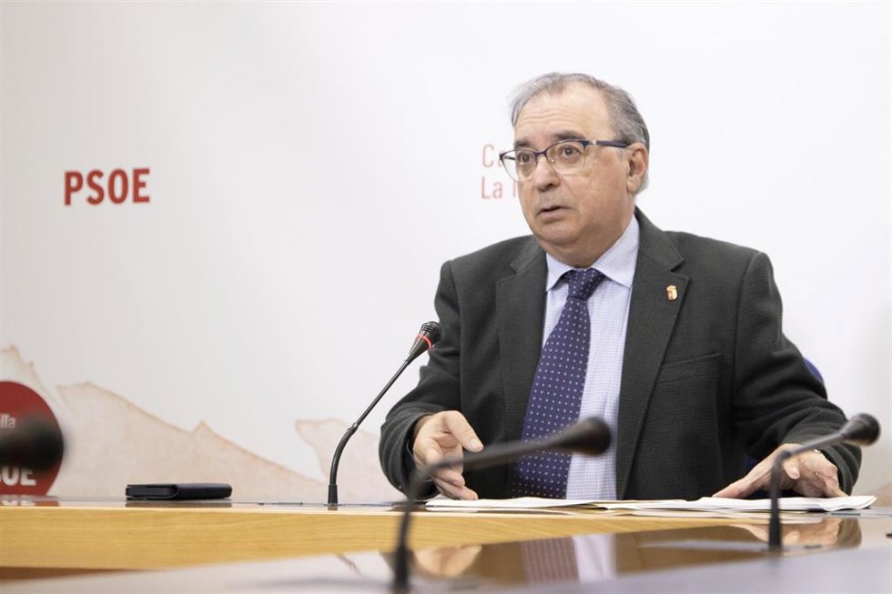 Archivo - Fernando Mora, en foto de archivo  