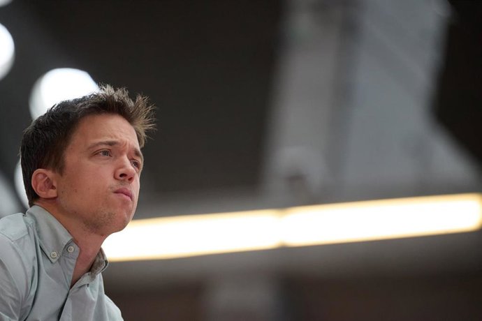 Archivo - El líder de Más País, Íñigo Errejón, durante un acto de campaña de Sumar, en La Nava Boetticher , a 16 de julio de 2023, en Villaverde, Madrid (España). 