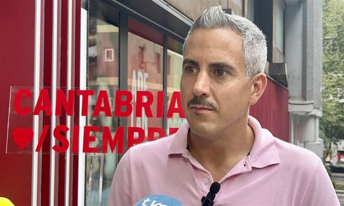 El secretario general del PSC-PSOE y portavoz parlamentario, Pablo Zuloaga.