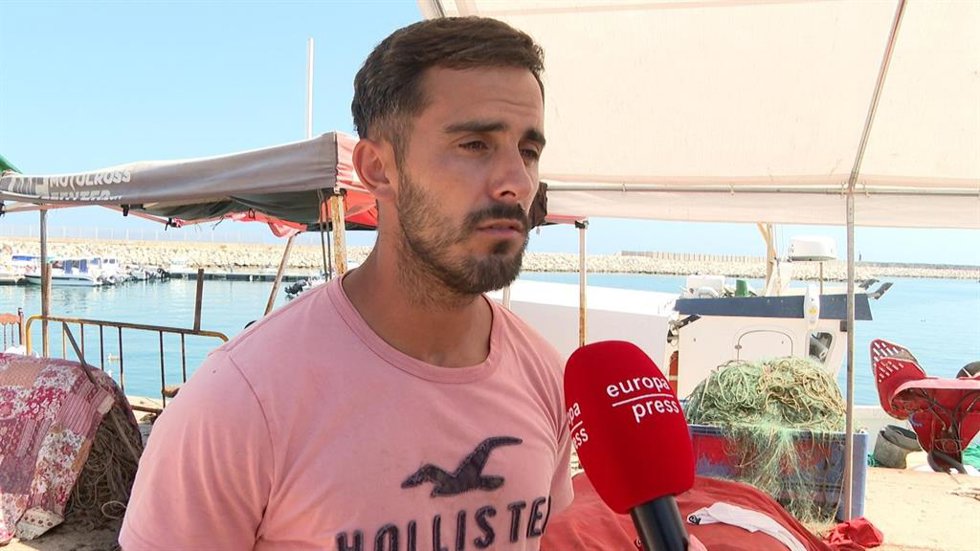 Jonathan Sánchez, pescador de La Línea y patrón de 'Mi Daniela', pide "una solución rápida" del Gobierno ante "el acoso" que sufre de las autoridades de Gibraltar