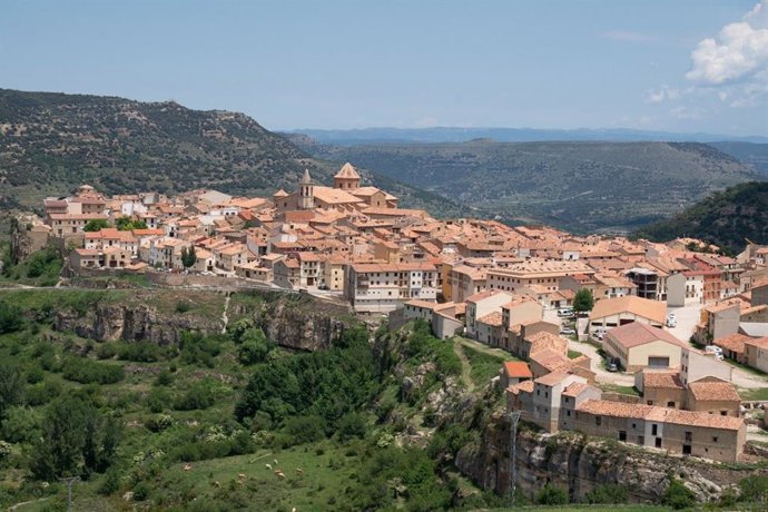 Archivo - Vista general de Cantavieja.
