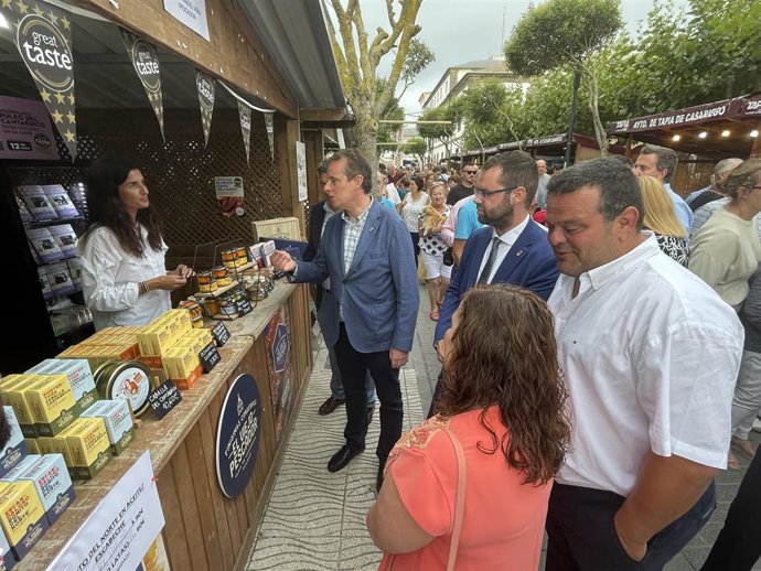 El consejero de Medio Rural y Política Agraria, Marcelino Marcos, en la inauguración de la XXX edición de Campomar en Tapia de Casariego.