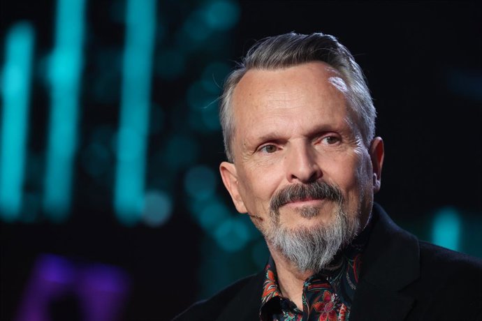 Archivo - Miguel Bosé durante la presentación la rueda de prensa del programa de televisión Cover Night de TVE, a 27 de febrero de 2023, en Madrid (España).