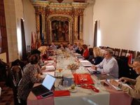 La AVL exige a Rovira que no ponga en duda la normativa lingüística ni "reavive un conflicto estéril"