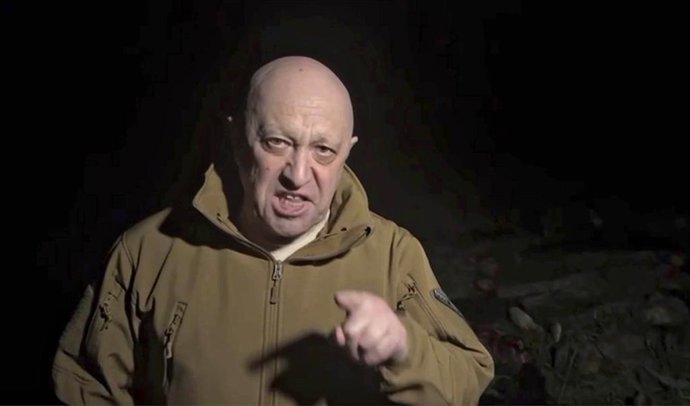 Archivo - May 5, 2023, Bakhmut, Donetsk Oblast, Ukraine: Russian Yevgeny Prigozhin, owner of the Wagner Group of mercenaries broadcasts a tirade against Russian Defense Minister Sergei Shoigu accusing the military command of starving his forces of ammun