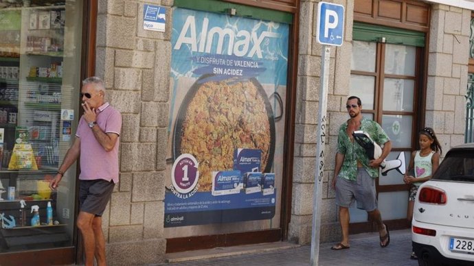 Campaña de Almax con la imagen de la paella
