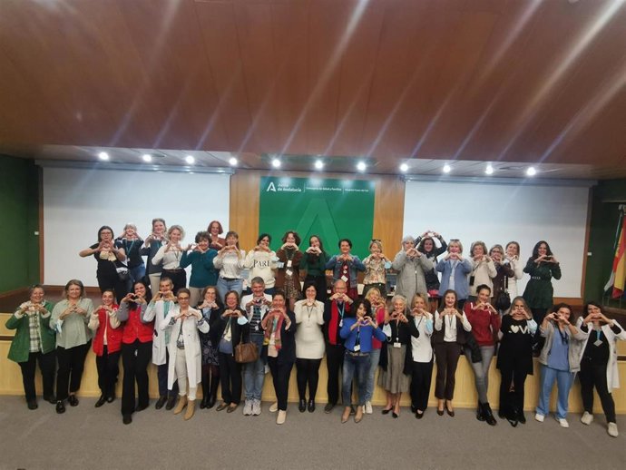 Nota De Prensa El Hospital Universitario Costa Del Sol Continúa Su Campaña De Visibilización De La Figura Del Voluntario Y De Difusión De Todos Los Programas En Marcha En Sus Centros