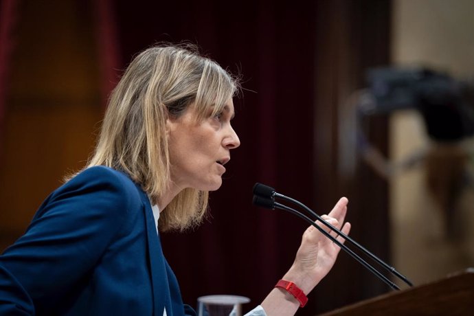 Archivo - Arxivo - La presidenta dels comuns en el Parlament, Jéssica Albiach, intervé després d'una compareixena del president de la Generalitat, durant una sessió plenria en el Parlament de Catalunya, a 14 de juny de 2023, a Barcelona, Catalunya (Es