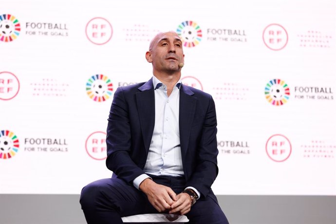 Archivo - Luis Rubiales, President of Spanish Football Federation RFEF, attends during the presentation of the alliance with the UN of the commitment to human rights and sustainability by joining the #FootballForTheGoals initiative at Ciudad del Futbol 