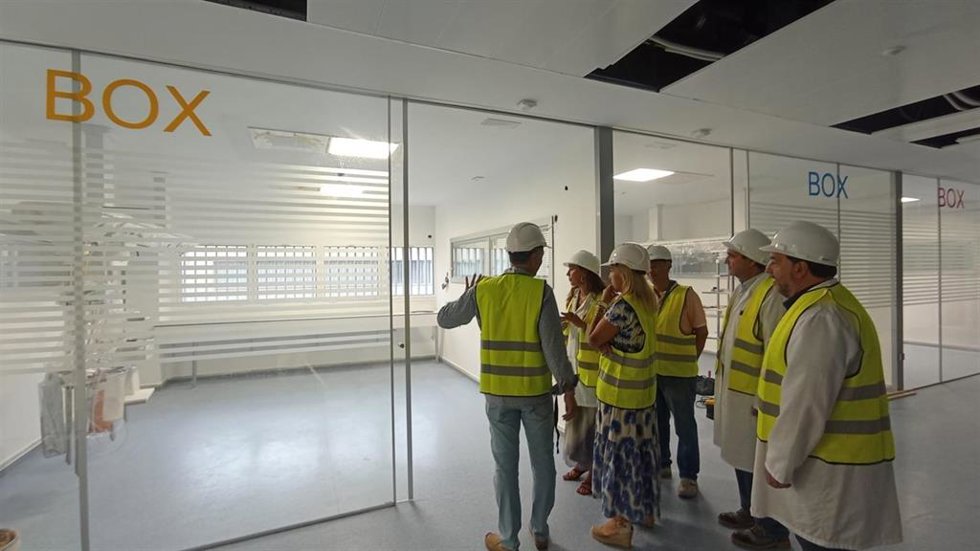 El Hospital de La Línea ultima las obras de remodelación de su Unidad de Cuidados Intensivos
