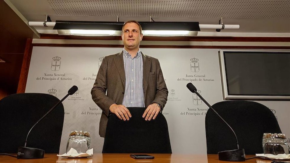 Archivo - El secretario general de Foro Asturias, Adrián Pumares