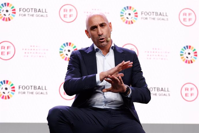 Archivo - Luis Rubiales, President of Spanish Football Federation RFEF, attends during the presentation of the alliance with the UN of the commitment to human rights and sustainability by joining the #FootballForTheGoals initiative at Ciudad del Futbol 