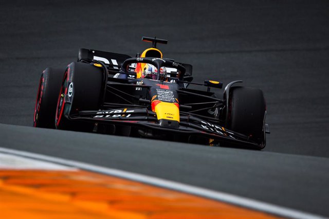 01 VERSTAPPEN Max (nld), Red Bull Racing RB19, action during the 2023 Formula 1 Heineken Dutch Grand Prix, 13th round of the 2023 Formula One World Championship from August 25 to 28, 2023 on the Zandvoort Circuit, in Zandvoort, Netherlands - Photo Florent