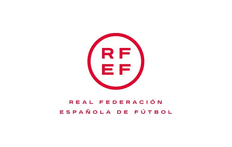 Archivo - Logo de la Real Federación Española de Fútbol (RFEF)