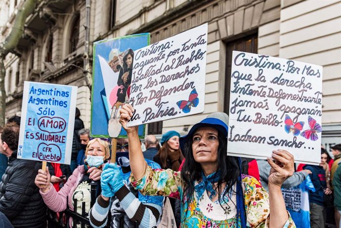 Archivo - Concentración a favor de Cristina Fernández de Kirchner tras su intento de asesinato 