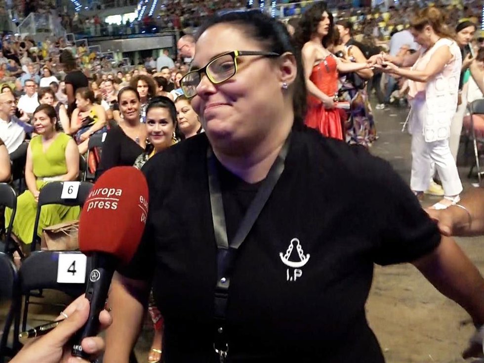CELESTE RODRÍGUEZ, PRESIDENTA DEL CLUB DE FANS DE ISABEL PANTOJA, EN EL CONCIERTO DE LA TONADILLERA EN LAS PALMAS DE GRAN CANARIA
