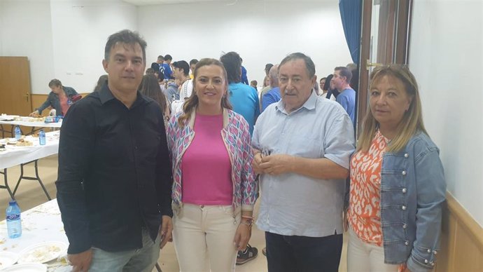 Más de un centenar de personas participa en la iniciativa 'Trendelcuende' en Tardelcuende (Soria)