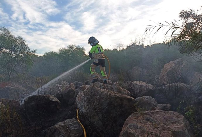 Incendio matorrales en La Manga