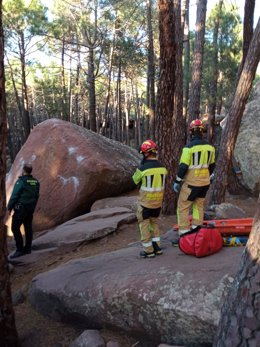 Los bomberos de la DPT en Albarracín.