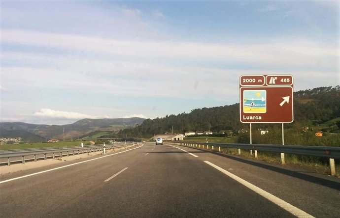 Archivo - Carretera asturiana