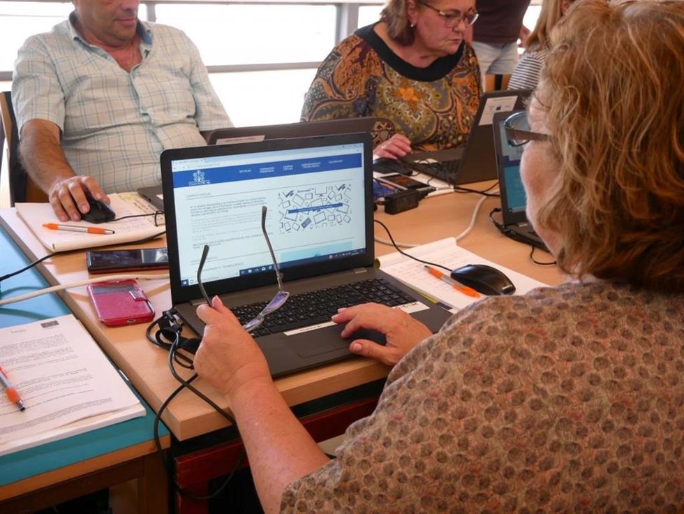 Programa 'CapacitaTIC+55'