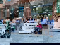 La Junta pide en Cádiz unidad al resto de administraciones para "luchar contra la violencia hacia las mujeres"