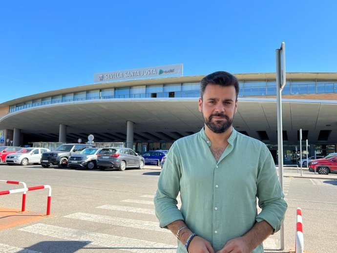 El secretario general del Partido Popular de Sevilla y parlamentario andaluz, José Ricardo García.