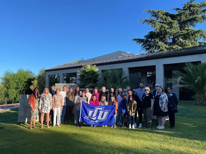 Alumnos de la Lubbock Christian University a su llegada a la UCAV.