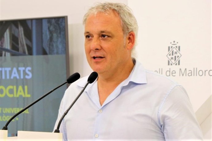 Archivo - El secretario general de Més per Mallorca y portavoz de la formación ecosoberanista en el Consell, Jaume Alzamora