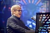 Foto: Elton John recibe el alta hospitalaria tras sufrir este domingo una caída en su domicilio en Francia