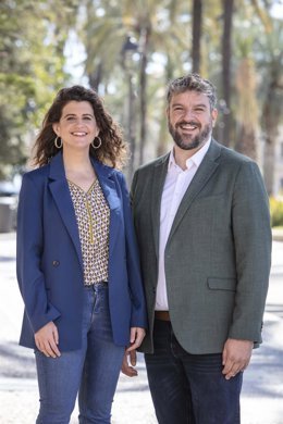 Archivo - La diputada de MÉS en el Parlament, Maria Ramon, y el coordinador de la formación ecosoberanista, Lluis Apesteguia