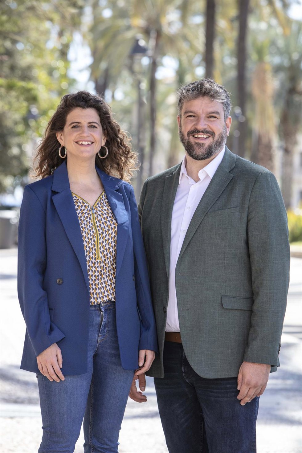 Archivo - La diputada de MÉS en el Parlament, Maria Ramon, y el coordinador de la formación ecosoberanista, Lluis Apesteguia
