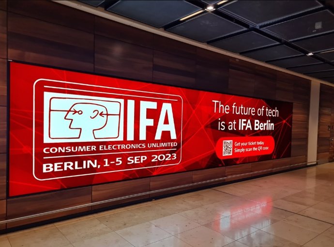 Cartel de la feria de electrónica de consumo IFA 2023 de Berlín (Alemania)