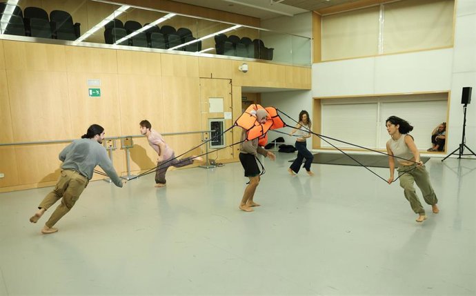 El proyecto de creación escénica HURyCAN durante la presentación del ciclo Canal Baila de Teatros del Canal, en el centro Coreográfico de Canal, a 29 de agosto de 2023, en Madrid (España). Este ciclo es la 13 edición de residencias artísticas en el Cen